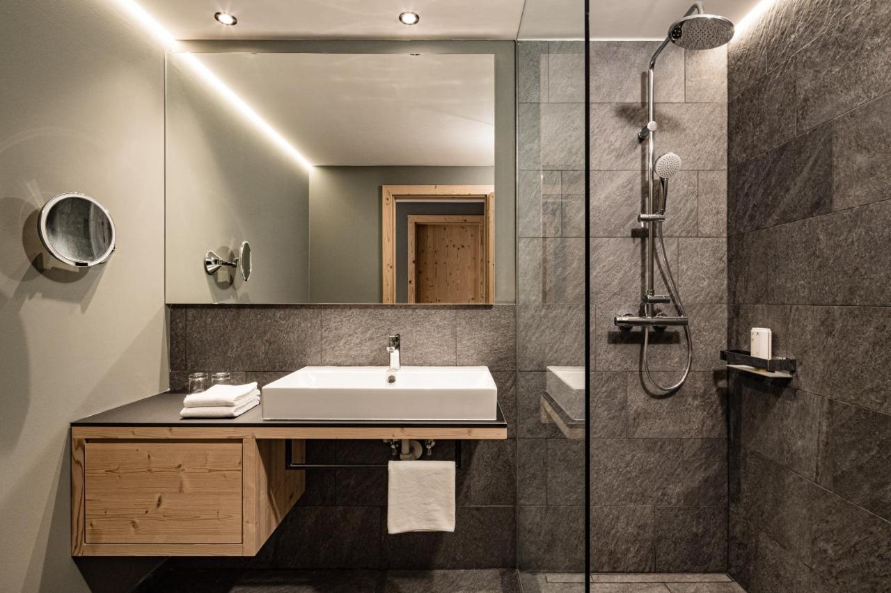 Falkensteiner Hotel Antholz - Adults Only エクステリア 写真
