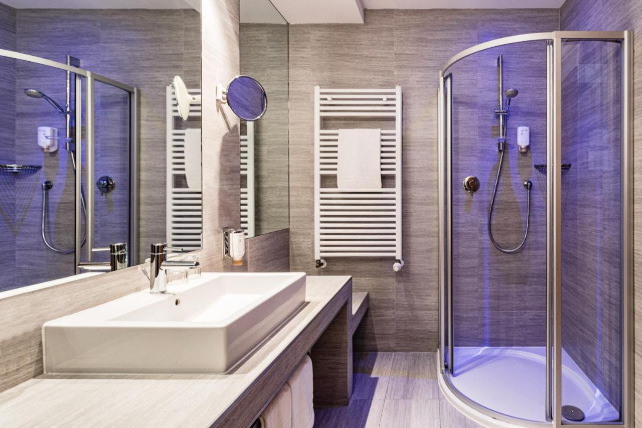 Falkensteiner Hotel Antholz - Adults Only エクステリア 写真