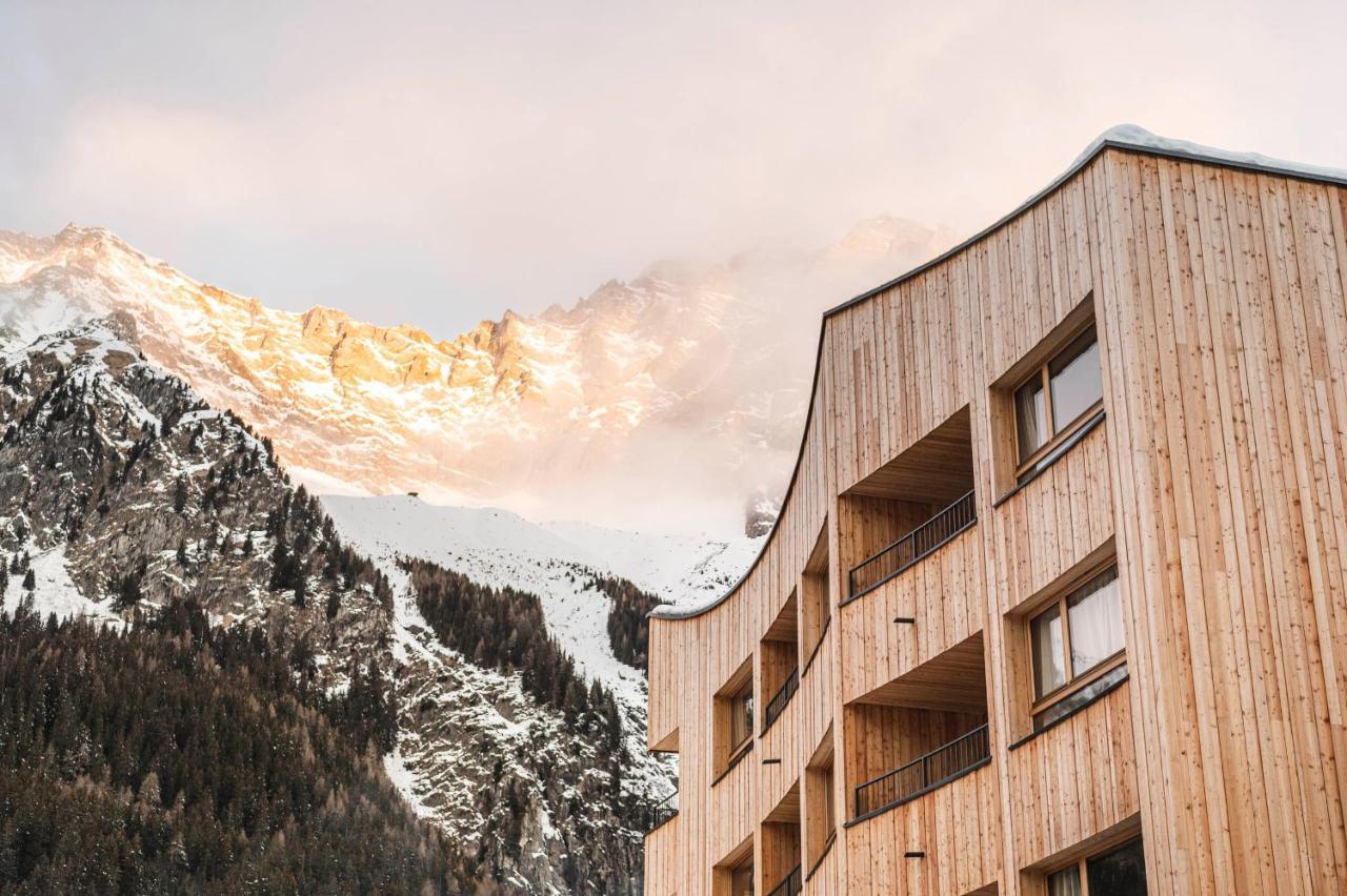 Falkensteiner Hotel Antholz - Adults Only エクステリア 写真